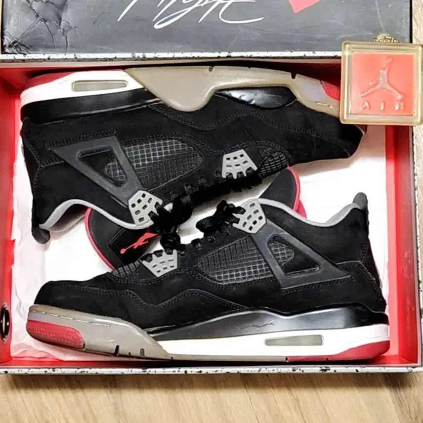 [BUNJANG] Nike Air Jordan 4 'Black Cement' Sneakers / 나이키 270 조던4 블랙시멘트