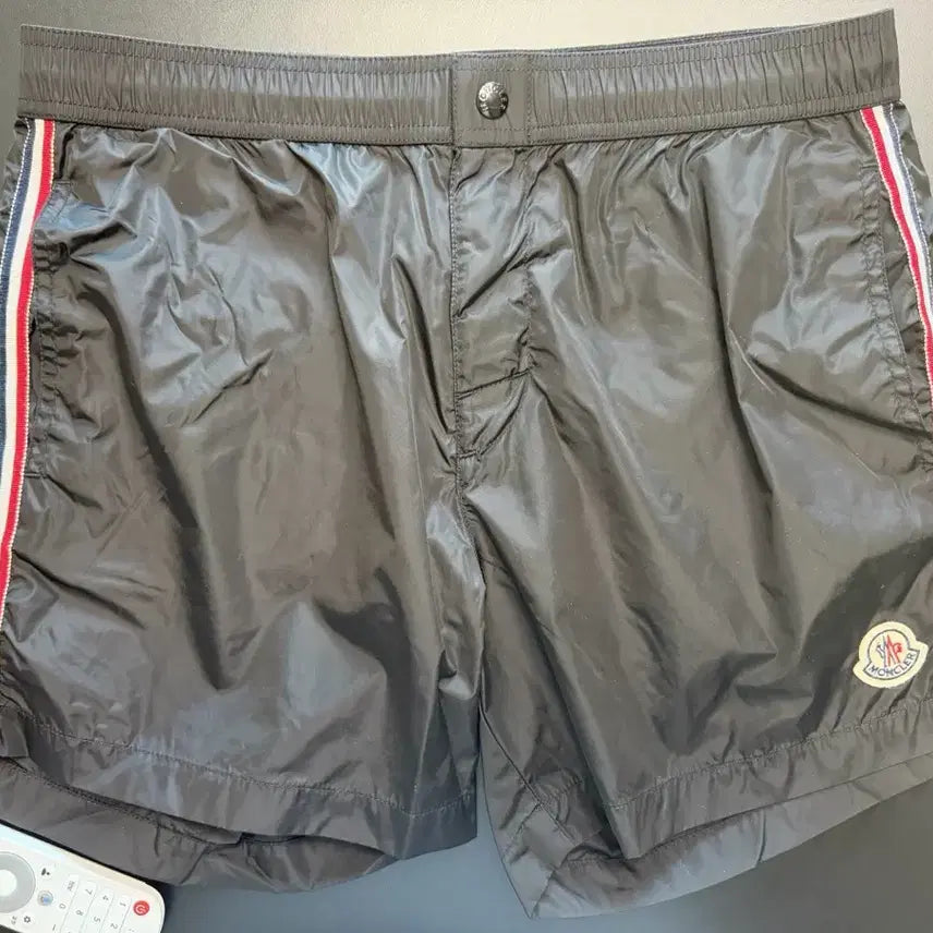 [BUNJANG] Moncler Swim Shorts Black / 몽클레르 스윔 쇼츠 블랙
