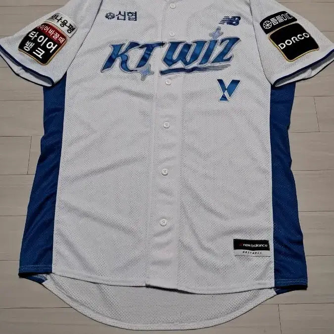 [BUNJANG] KT Wiz Ko Young-pyo Game-Worn Uniform / kt위즈 고영표 실착유니폼 판매