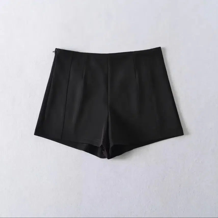 [BUNJANG] Black High-Waisted Wool Shorts (M) / 블랙 하이웨스트 숏팬츠 M