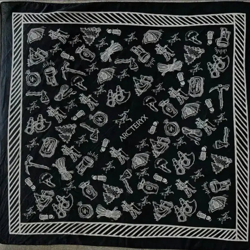 [BUNJANG] Arc'teryx Bandana Scarf / 아크테릭스 반다나 손수건 스카프
