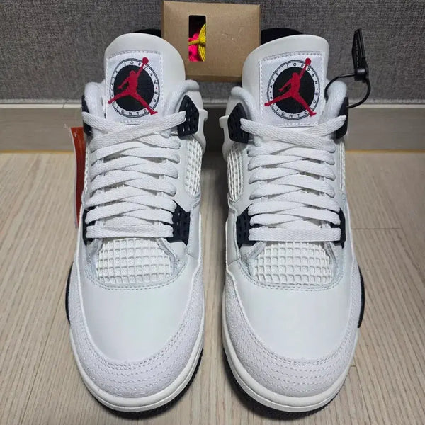 [BUNJANG] Nike Air Jordan 4 Retro OG Sail and Black / 나이키 에어 조던 4 레트로 OG 플라이트클럽세일 앤 블랙