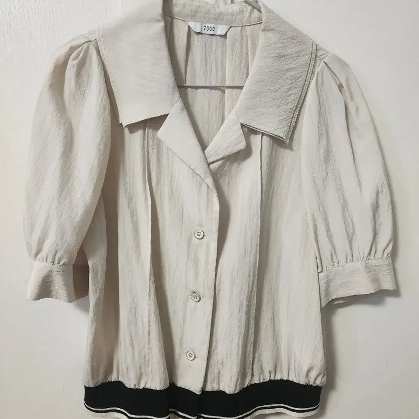 [BUNJANG] JUCKE Beige Neckline Blouse / 쥬크 블라우스