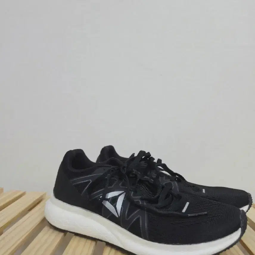 [BUNJANG] Reebok Floatride Energy 4 Black Sneakers (225mm) / 225리복 포에버 플로트라이드 에너지 블랙 -1053
