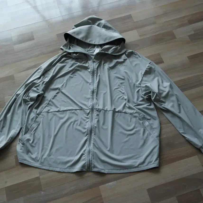 [BUNJANG] Nylon Blend Hooded Zip-Up Jacket - Size 105 / 배네언더후드집업/105사이즈/새제품수준