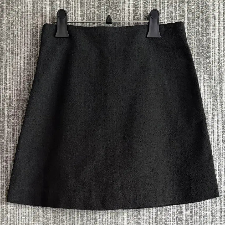 [BUNJANG] YOUR NAME HERE A-Line Black Tweed Mini Skirt - Size S / [새상품] 유어네임히얼 유네미 A라인 블랙 트위드 스커트 S