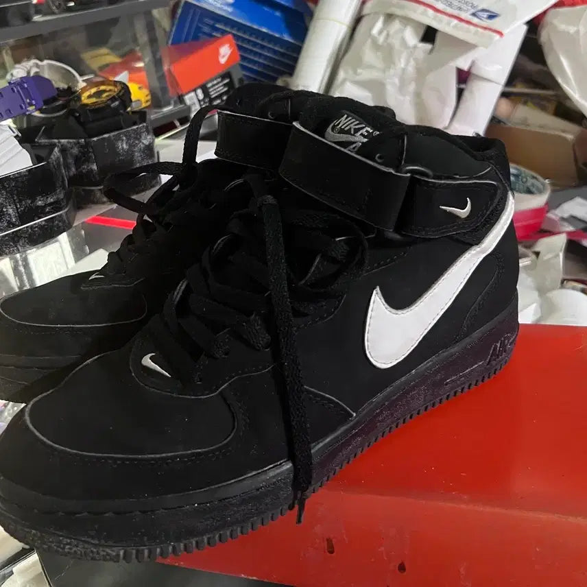 [BUNJANG] Nike Air Force 1 Mid SC '95 Black/White Vintage Sneakers / 95년 나이키 에어포스1 미드 sc