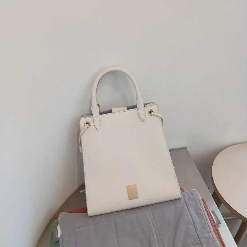 [BUNJANG] Couronne Genuine Crossbody Bag / 쿠론 정품 크로스백