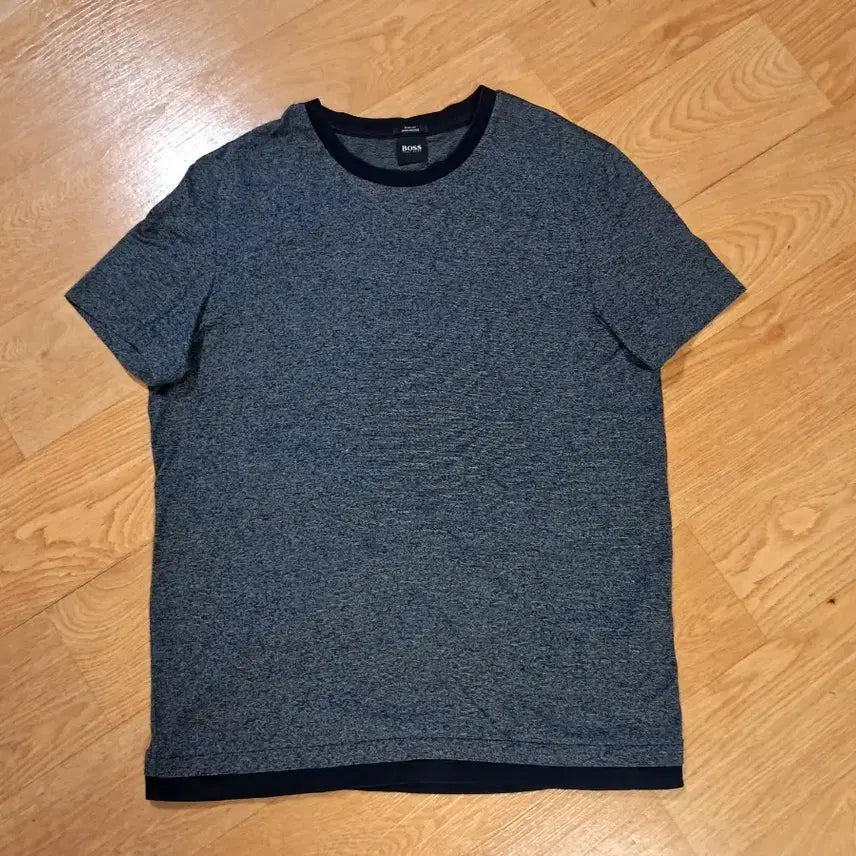 [BUNJANG] Hugo Boss Gray Short Sleeve T-Shirt (Size 95) / <명품> 휴고보스 반팔 (95사이즈)
