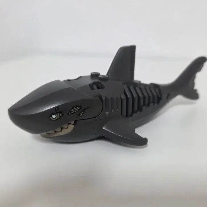 [BUNJANG] Lego Pirates of the Caribbean Zombie Shark Figure Authentic / 레고 캐리비안 해적 좀비상어 피규어 정품