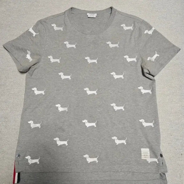 [BUNJANG] Thom Browne x Moncler Limited Edition Dachshund Embroidered Short Sleeve T-Shirt - Size 2 / (정품,새상품급,사이즈2)톰브라운 반팔티 몽클레어 반팔티