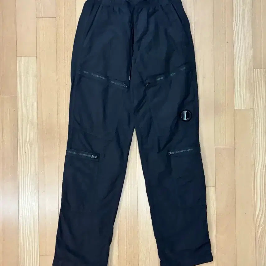 [BUNJANG] CP Company Relaxed Fit Nylon Cargo Pants / CP컴퍼니 루즈핏 나일론 카고 팬츠