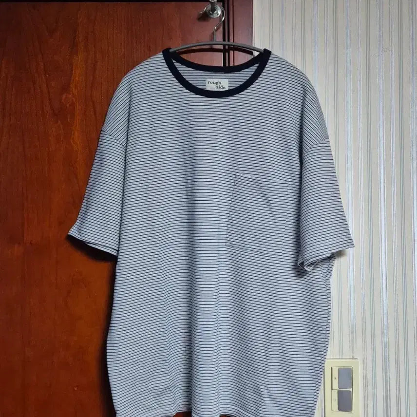[BUNJANG] Roughside Pin Stripe Short Sleeve T-shirt Navy Size 2 / 러프사이드 핀스트라이프 반팔 Navy 2사이즈