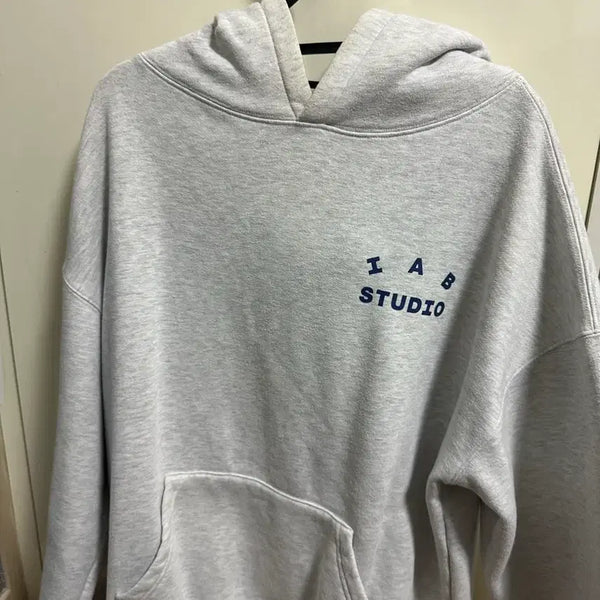 [BUNJANG] IAPP Studio Light Grey Hoodie L / 아이앱 스튜디오 라이트 그레이L