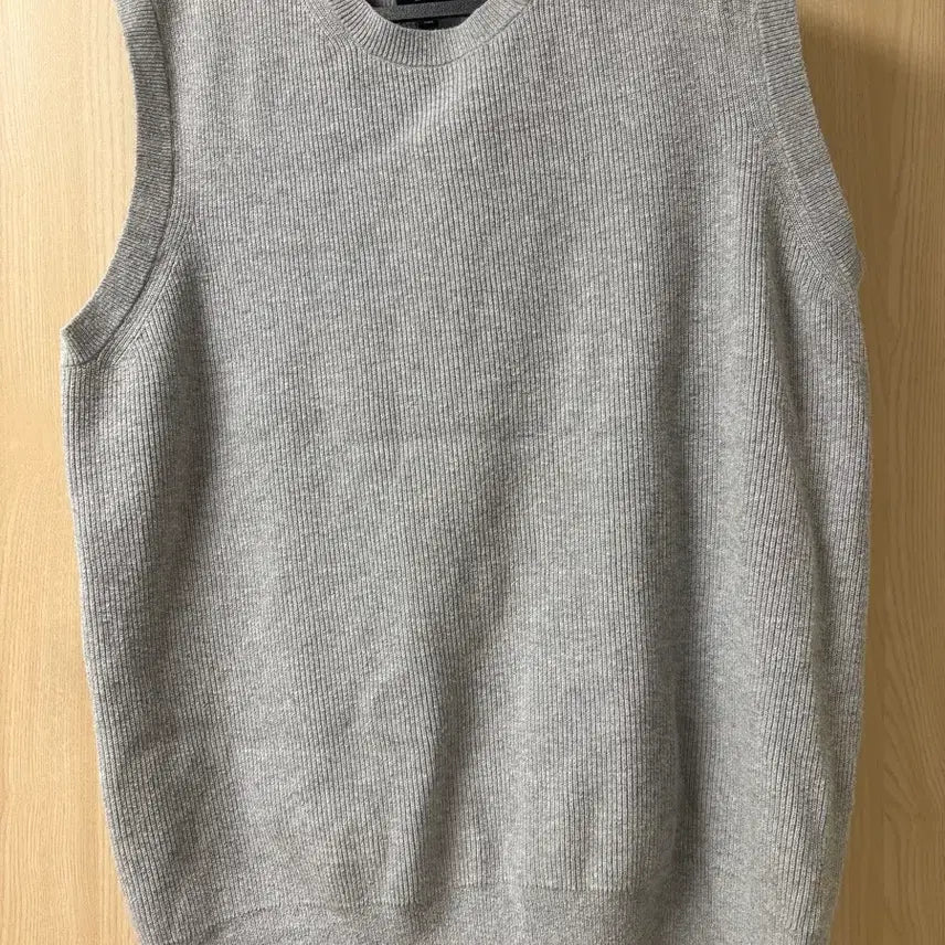 [BUNJANG] Uniqlo Men's Knit Vest Gray / 유니클로 남성용 니트 조끼 그레이