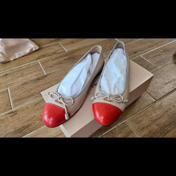 [BUNJANG] PRADA Two-Tone Beige Red Ribbon Flats / PRADA 프라다 투톤 베이지 레드 배색 리본플랫슈즈 새상품 팝니다!