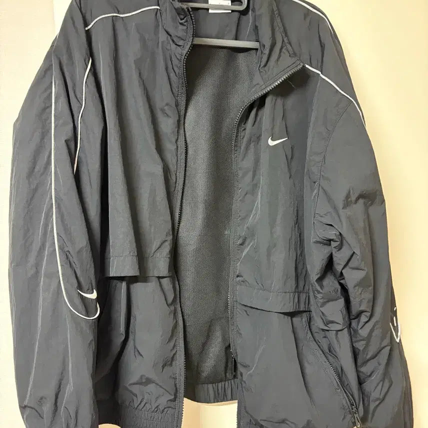 [BUNJANG] Nike NSW Solo Swoosh Woven Track Jacket Black (Asia) / 나이키 NSW 솔로 스우시 우븐 트랙 자켓 블랙 아시아