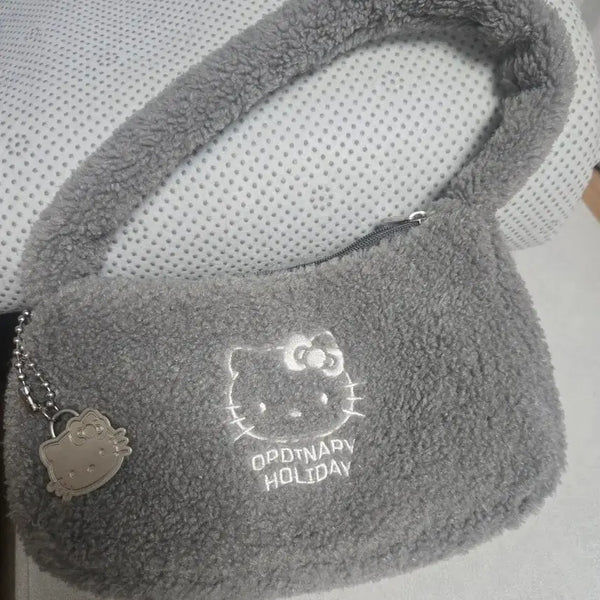 [BUNJANG] Hello Kitty Ordinary Fur Bag / 헬로키티 가방 오디너리 퍼 가방
