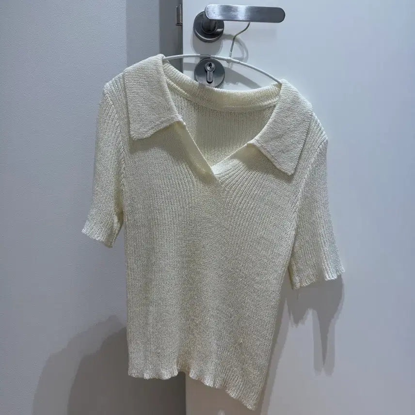 [BUNJANG] White Short-Sleeve Knit Polo Shirt / 화이트 반팔 카라 니트