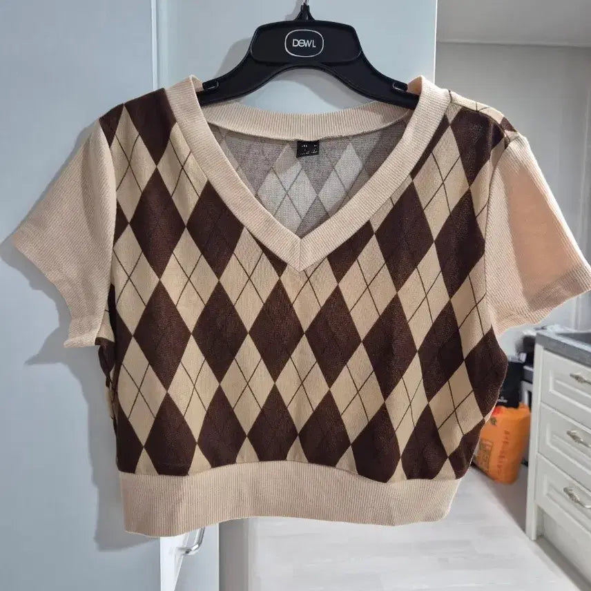 [BUNJANG] Argyle Crop Short-Sleeve T-Shirt / 아가일 크롭 반팔티