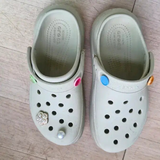 [BUNJANG] Crocs Ivory Platform Clogs W6 / 크록스 아이보리색 키높이 W6