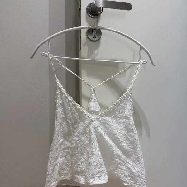 [BUNJANG] Beplen Layered Lace White Sleeveless Camisole / 비플랜 레이어드 레이스 화이트 슬리브리스 나시