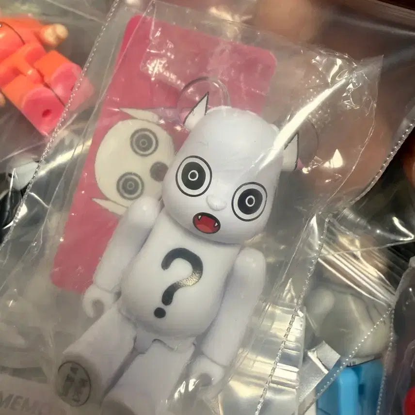[BUNJANG] Bearbrick 49th Series ARTiST Dousite / 베어브릭 49탄 역아티스트 도우시떼