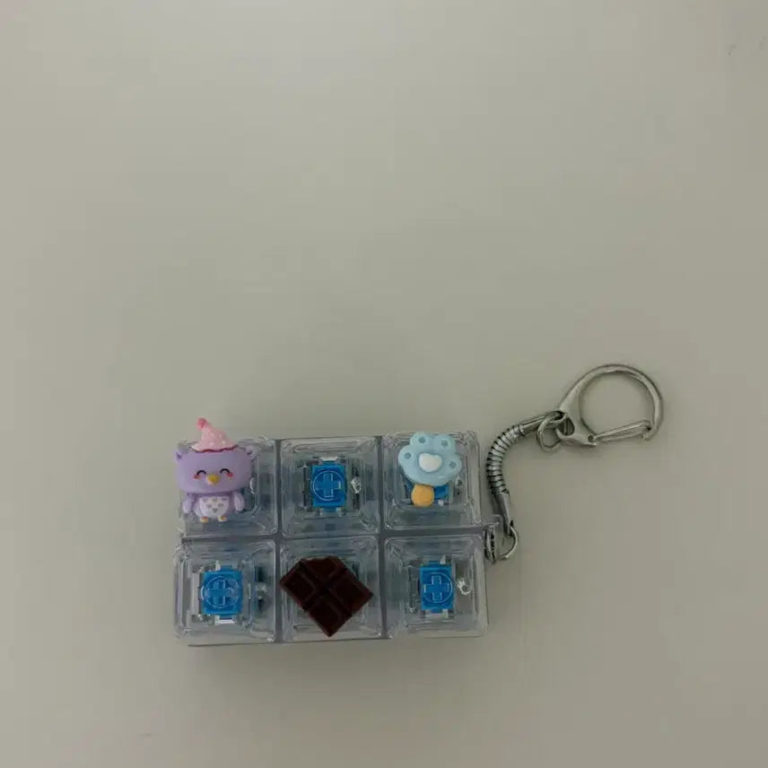 [BUNJANG] Cute LED Keycap Clicker Keychain / 새상품 귀여운 LED 키캡 클리커 키링 6구