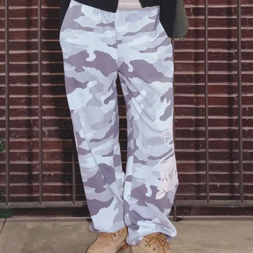 [BUNJANG] NYXXX Emblem Printing Cargo Pants Camo S / 엔와이엑스엑스 엠블럼 프린팅 조거 팬츠 카모 s
