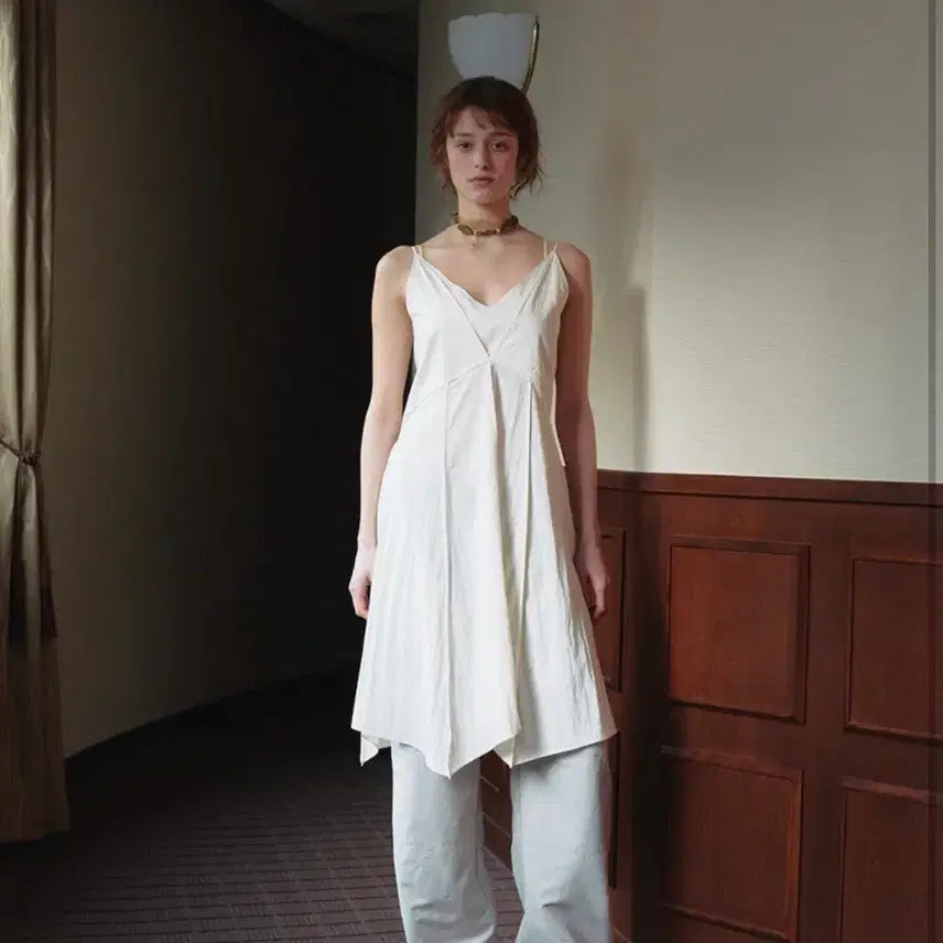 [BUNJANG] Ribbonbit Piona V-Neck Dress / 리본빛 피오나 드레스 ribbonbit piona v-neck dress