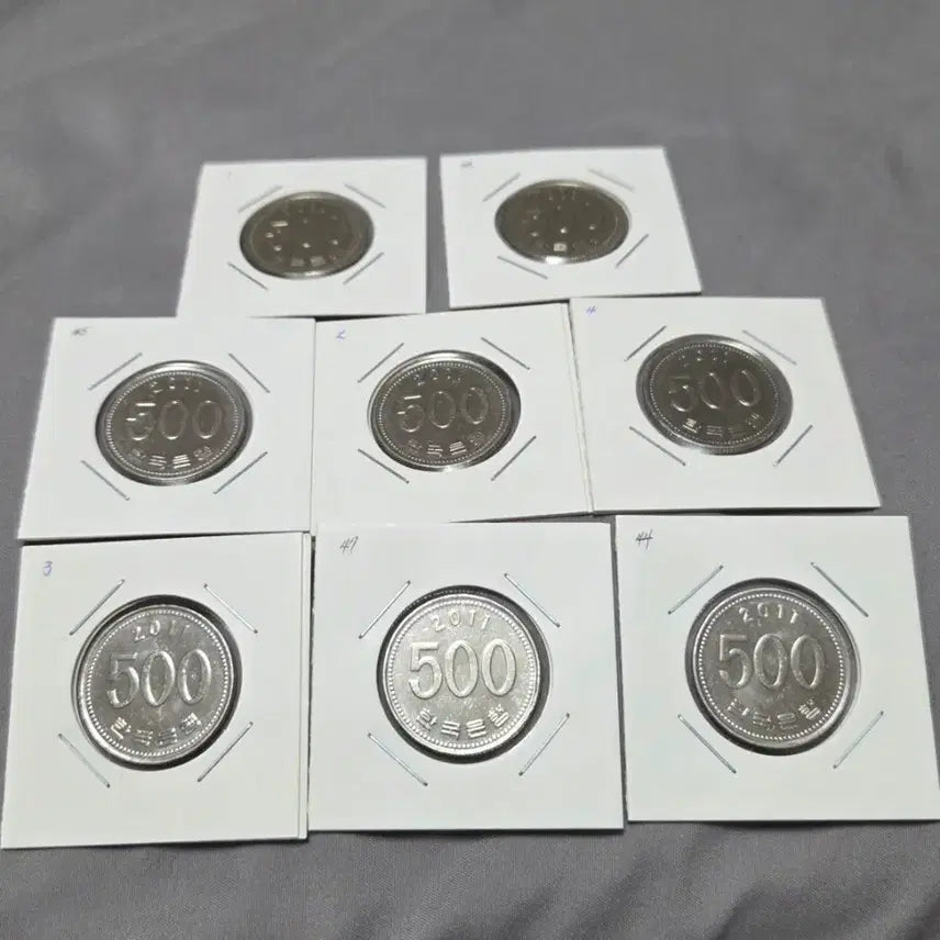 [BUNJANG] 2011 500 KRW Coin Bundle Set (8 Coins) / 2011년 500원 동전 8개 일괄
