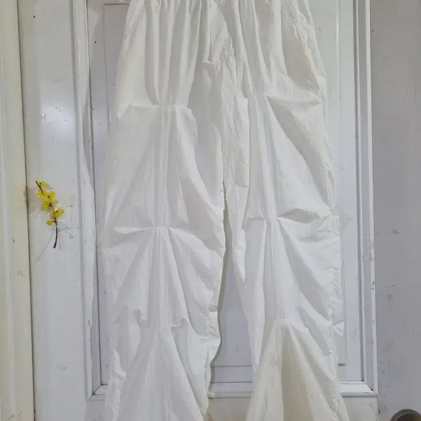 [BUNJANG] Summer Wide Leg Pants with Crinkled Fabric and Elastic Waistband / 여름 요즘유행하는  디자인이쁜 바스락 밴딩 통바지