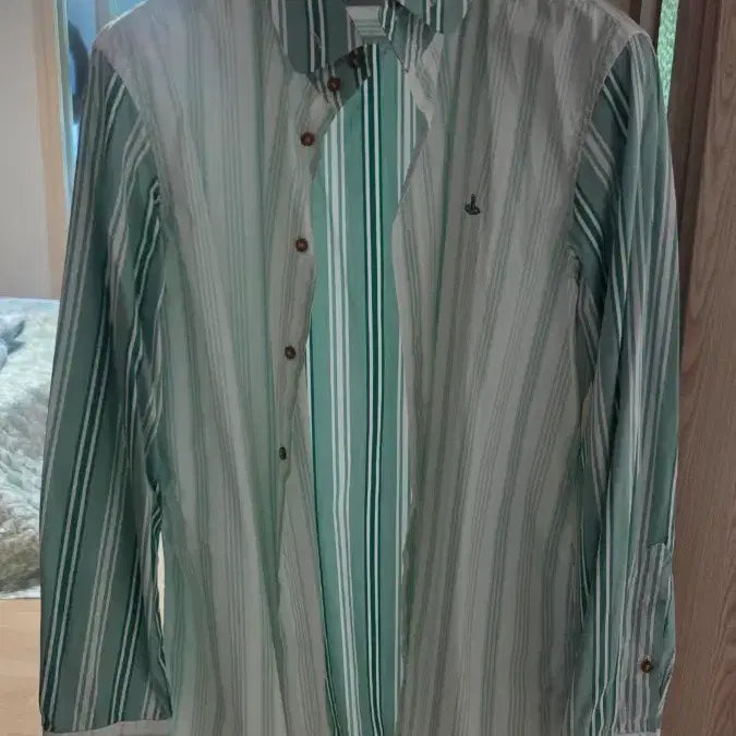 [BUNJANG] Vivienne Westwood Striped Shirt Size 56 / 비비안웨스트우드 스트라이프 셔츠 56