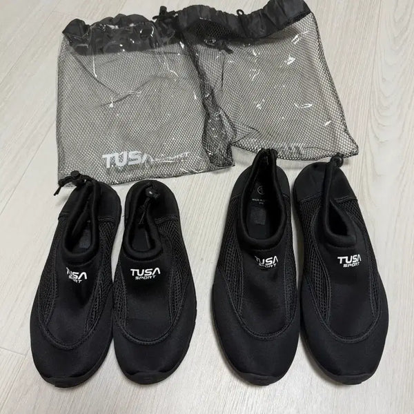 [BUNJANG] TUSA Sport Aqua Shoes - Black (2 Pairs) / (실착1회) 투사 아쿠아슈즈 블랙 2개