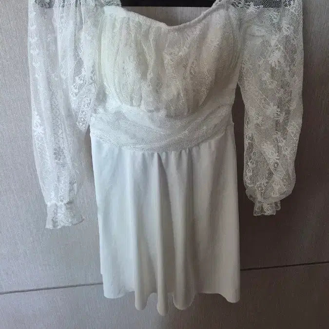 [BUNJANG] White Lace One-Piece Swimsuit / 화이트 레이스 원피스 수영복