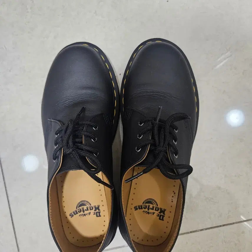 [BUNJANG] Dr. Martens 1461 Napa Leather Shoes / 닥터마틴1461 나파 250