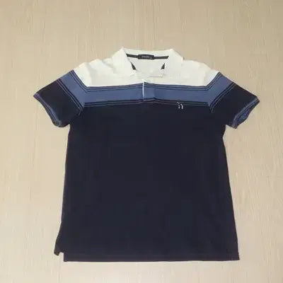 [BUNJANG] Hazzys Navy White Collar T-Shirt / (100) A171. 헤지스/네이비화이트 카라티셔츠