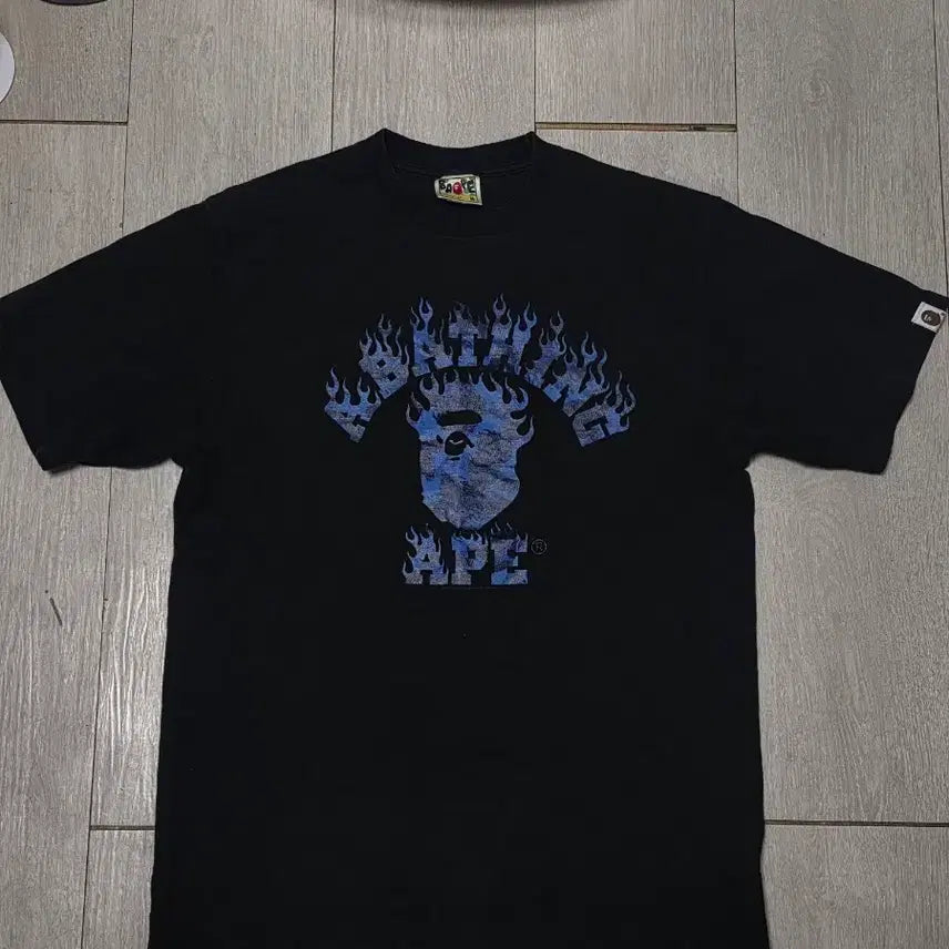 [BUNJANG] Vintage BAPE Flame Logo T-Shirt / 빈티지 베이프 반팔