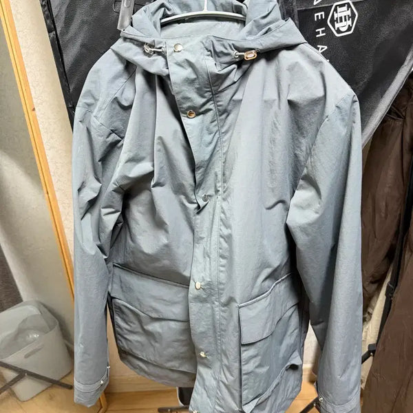 [BUNJANG] Beaverde Windbreaker Grey L / 비베르데 바람막이 그레이 L