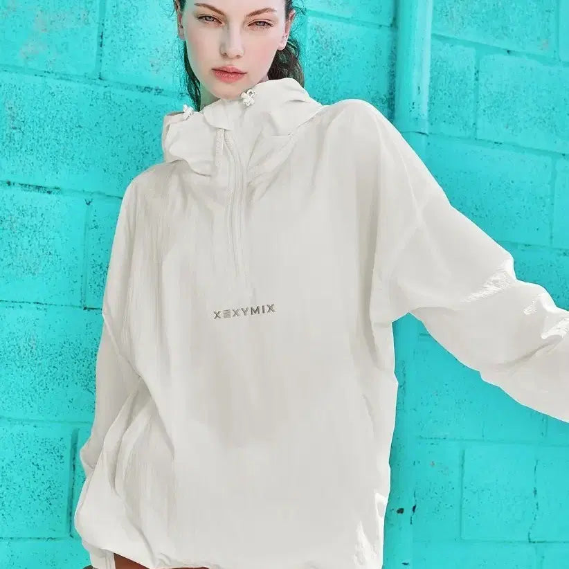 [BUNJANG] XEXYMIX White Windbreaker Jacket / 젝시믹스 화이트 바람막이