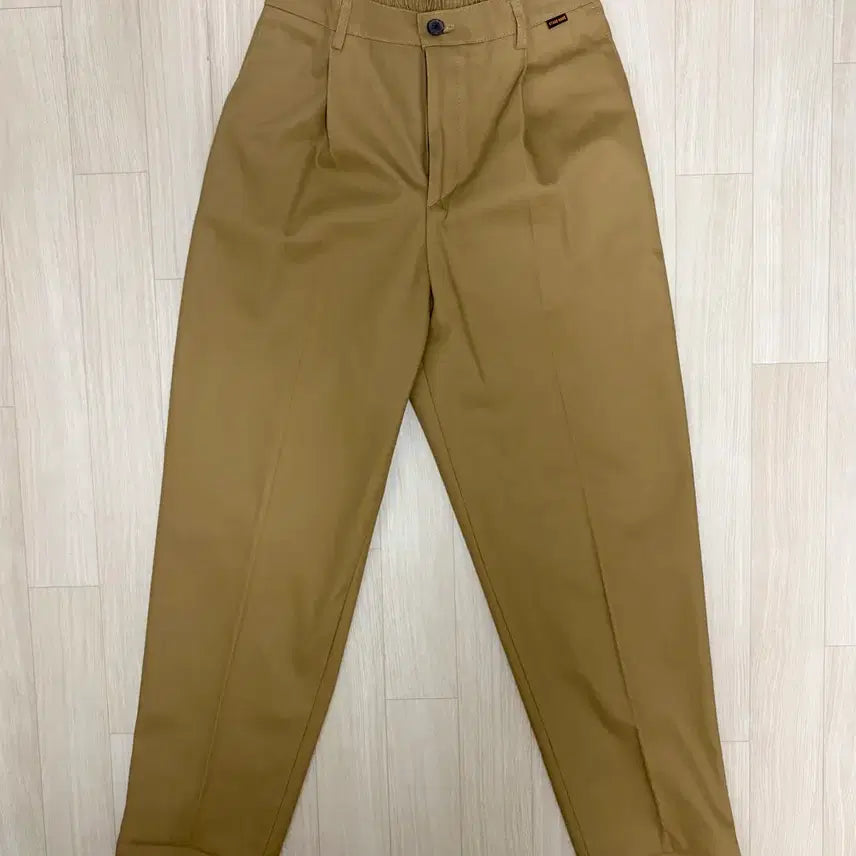 [BUNJANG] Stage Name Tapered Pants Beige Size 1 (32) / 스테이지네임 원턱 테이퍼드 팬츠 베이지 사이즈1(32)