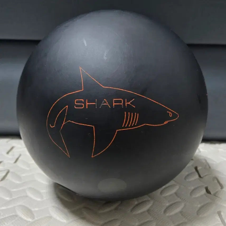 [BUNJANG] Track Shark Advanced Urethane Bowling Ball 15lb / [볼링공] 트랙 샤크 고대 우레탄 15p