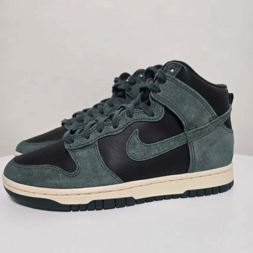 [BUNJANG] Nike Dunk High Black Green Suede / 나이키 덩크 하이 블랙 그린 스웨이드