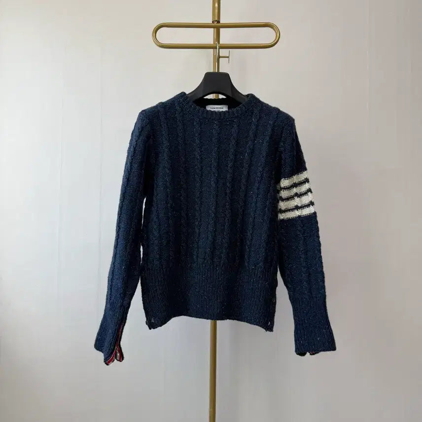 [BUNJANG] Thom Browne 25FW Aran Cable Knit Navy Size 2 / [25FW]톰브라운 케이블 니트