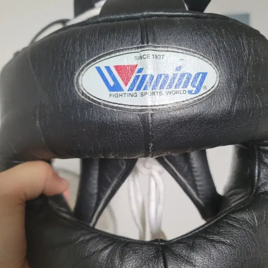 [BUNJANG] Winning Boxing Headgear - Black, L Size, Older Model / 위닝 복싱 헤드기 블랙 구형l사이즈 턱끈 고쳐쓰실분