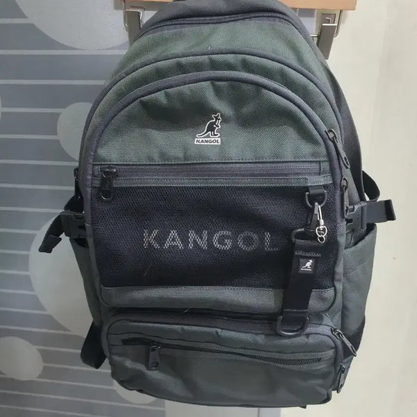 [BUNJANG] Kangol Khaki Backpack / 캉골 백팩 카키색