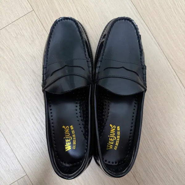 [BUNJANG] Bass Weejuns Lug Sole Leather Women's Penny Loafers / 바스 위준 러버솔 레더 여성 페니로퍼 240 (245)