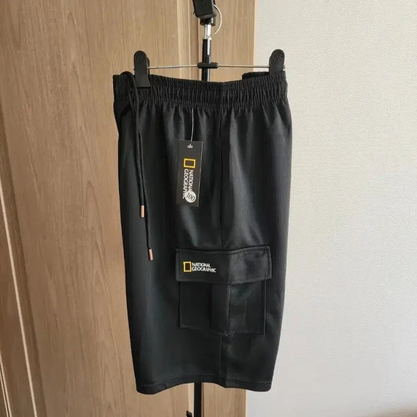 [BUNJANG] National Geographic Spandex Cotton Cargo Shorts Black Size 100 / 내셔널지오그래픽   스판면건빵반바지 블랙  100