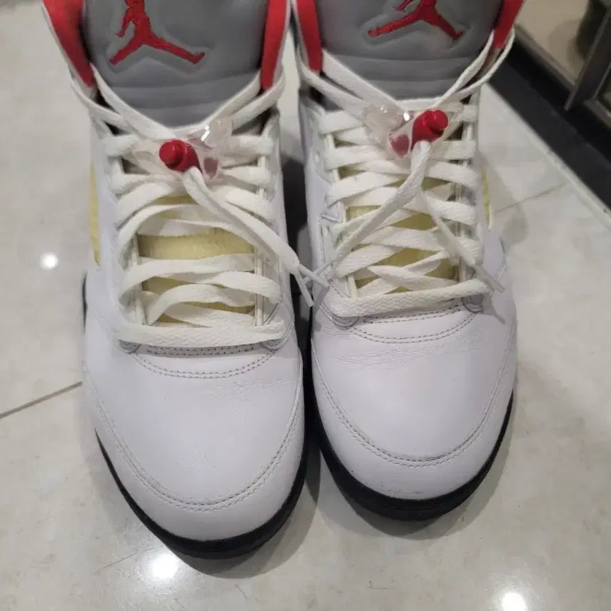 [BUNJANG] Nike Air Jordan 5 Retro Fire Red Silver Tongue / 개급처 나이키 조던5 파이어 레드 실버텅 280 서태웅