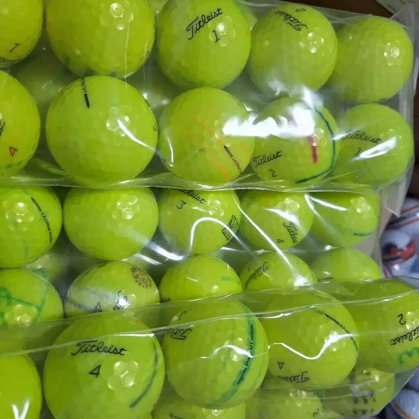 [BUNJANG] Titleist Pro V1, 3-Piece Fluorescent Golf Balls (70 count, includes AVX) / 타이틀리스트v1,3ps 형광컬러 70알마킹로스트볼(avx몇알포함)